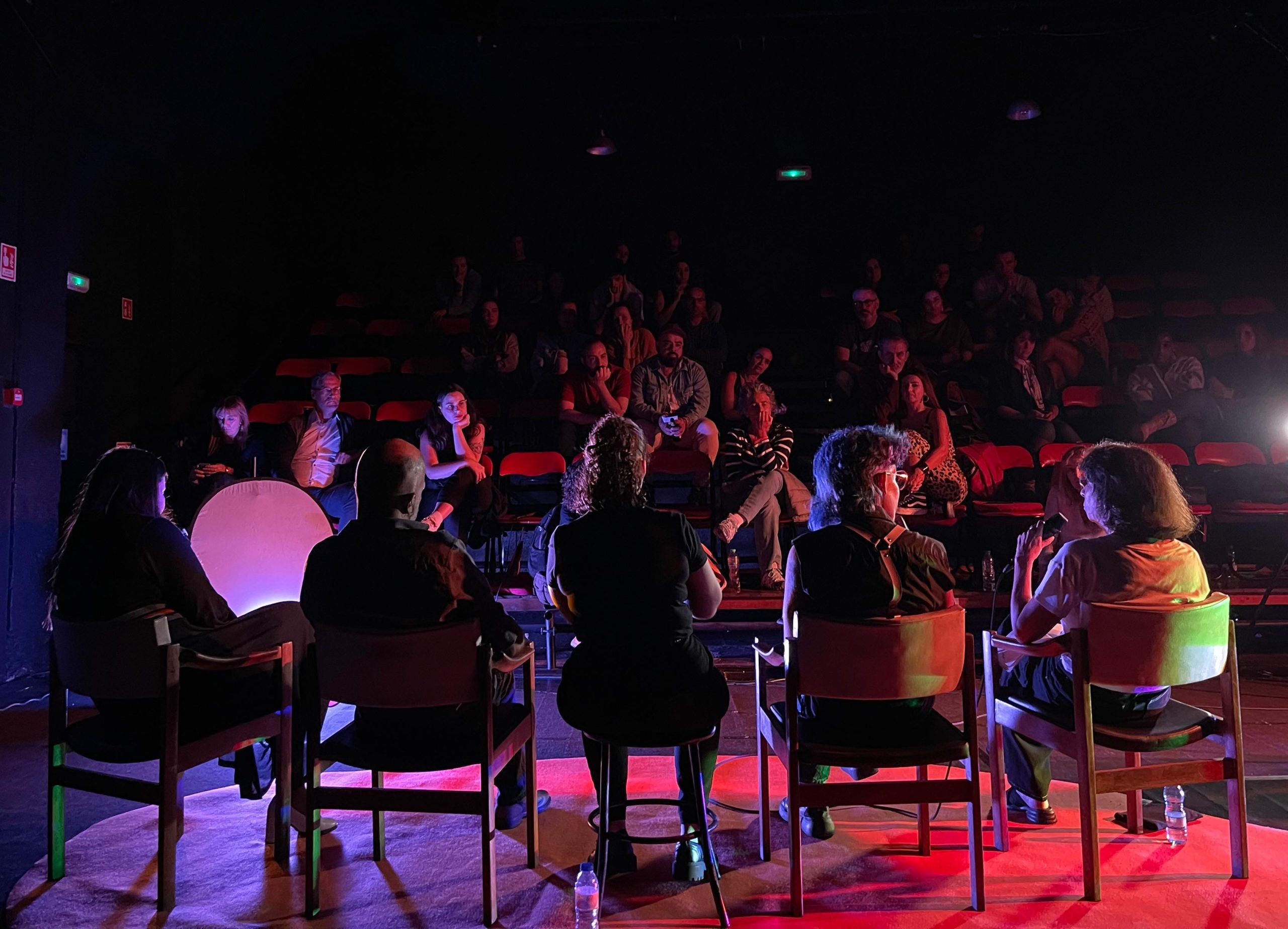 Palco Impacto — Ciclo de Conversas no Teatro da Comuna — sob a superficie. Preconceito poder e violencia_ Curadoria Luana Cunha Ferreira