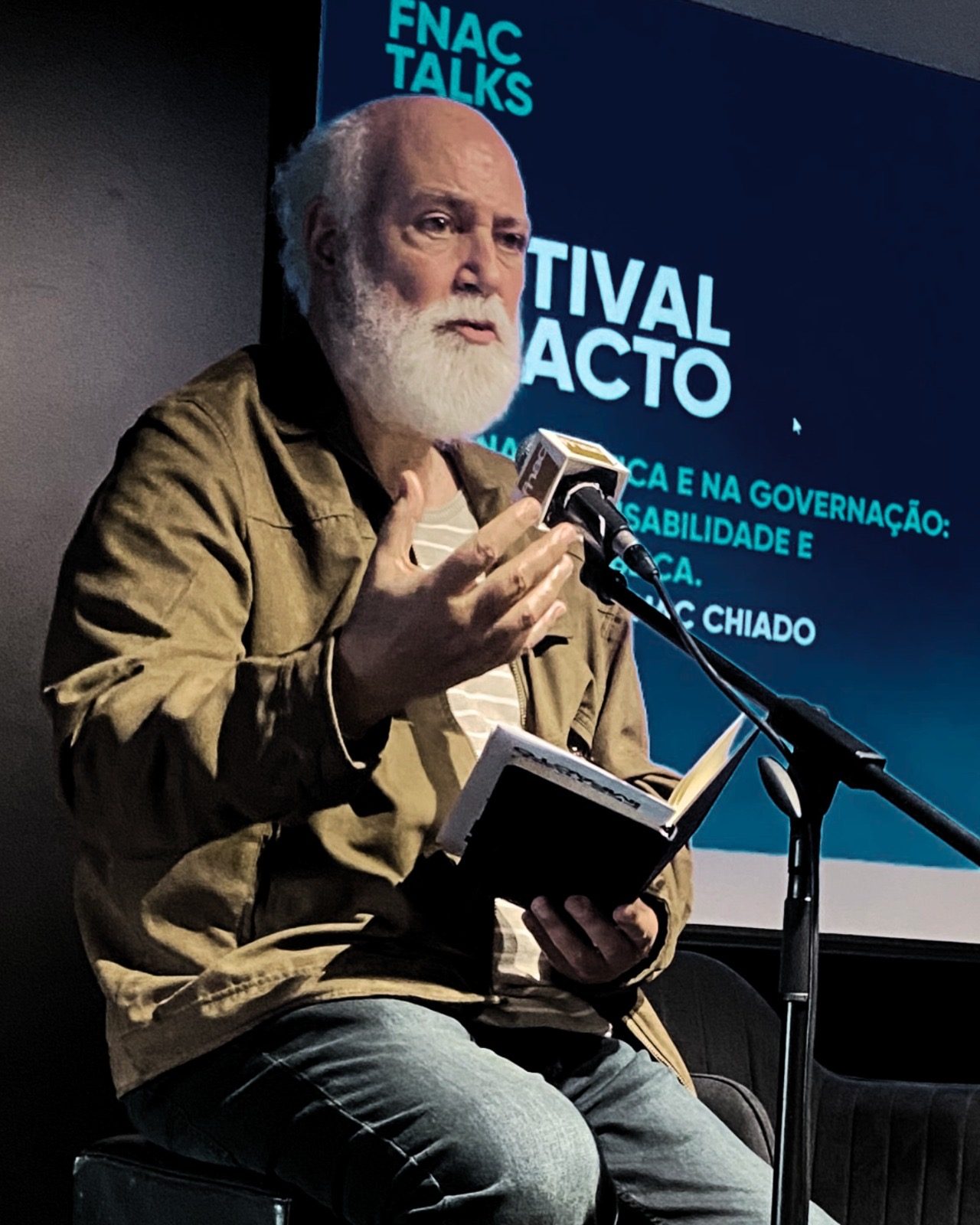 Ética na política e na governação: poder, responsabilidade e confiança pública — fotografia 3